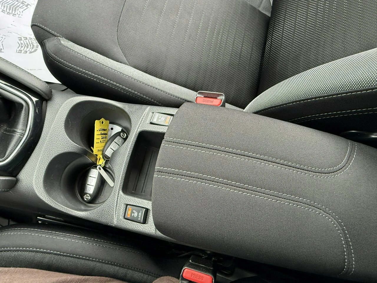 Nissan Qashqai - Zdjęcie 17