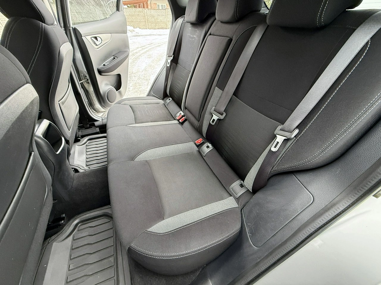 Nissan Qashqai - Zdjęcie 16