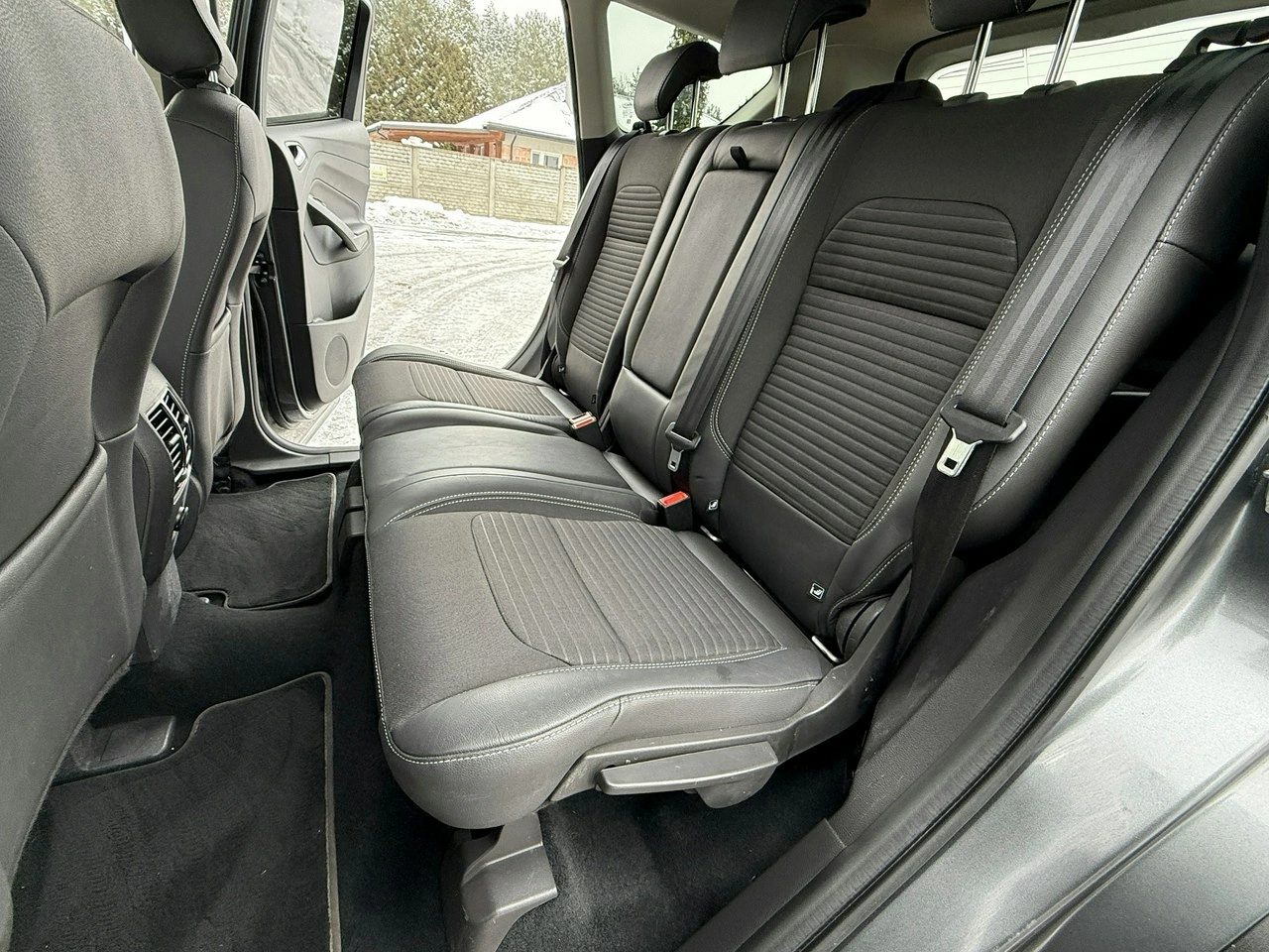 Ford Kuga - Zdjęcie 20