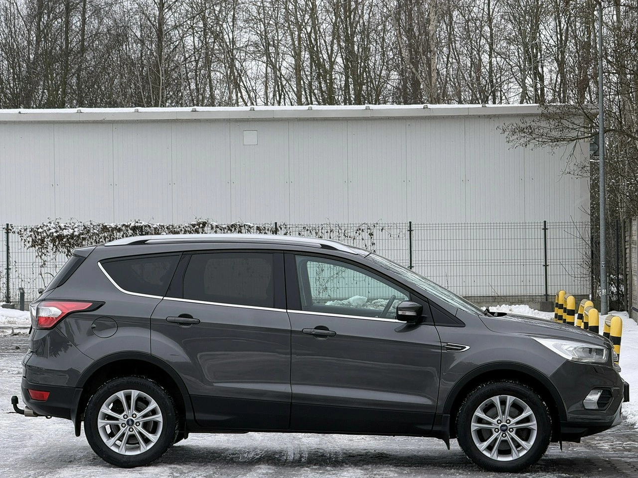 Ford Kuga - Zdjęcie 48