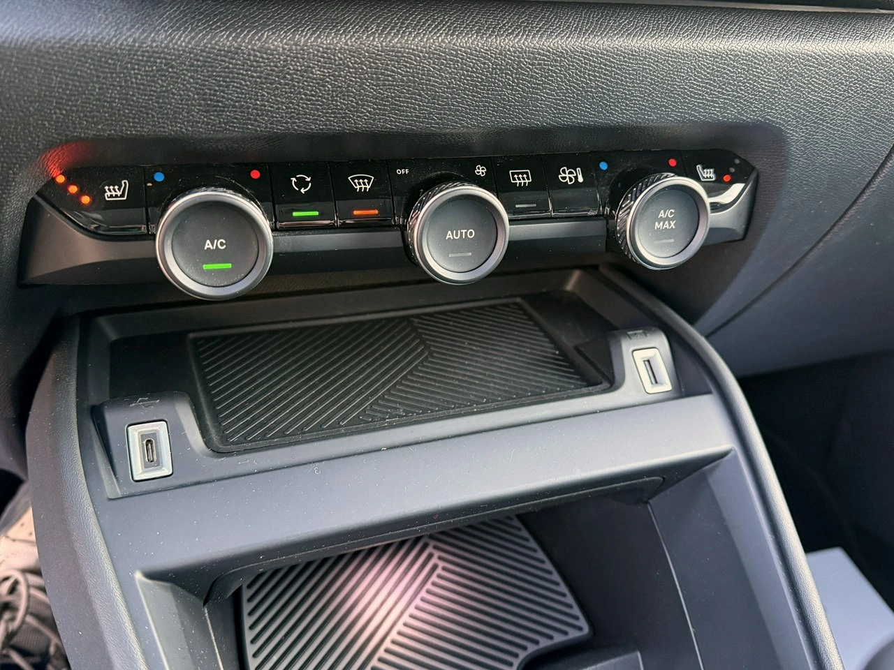 Citroën C4 - Zdjęcie 7