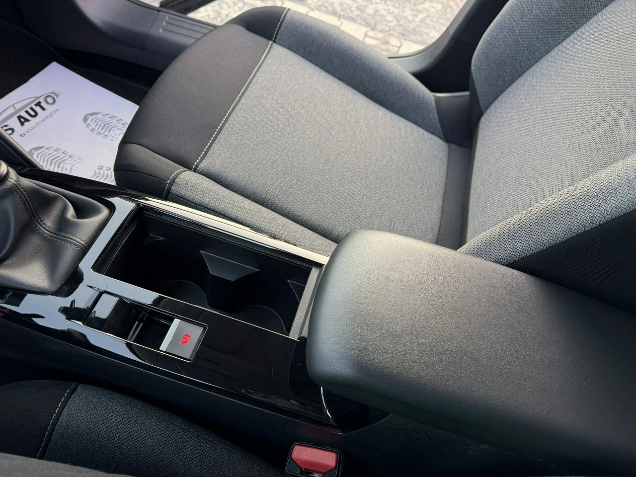 Citroën C4 - Zdjęcie 17