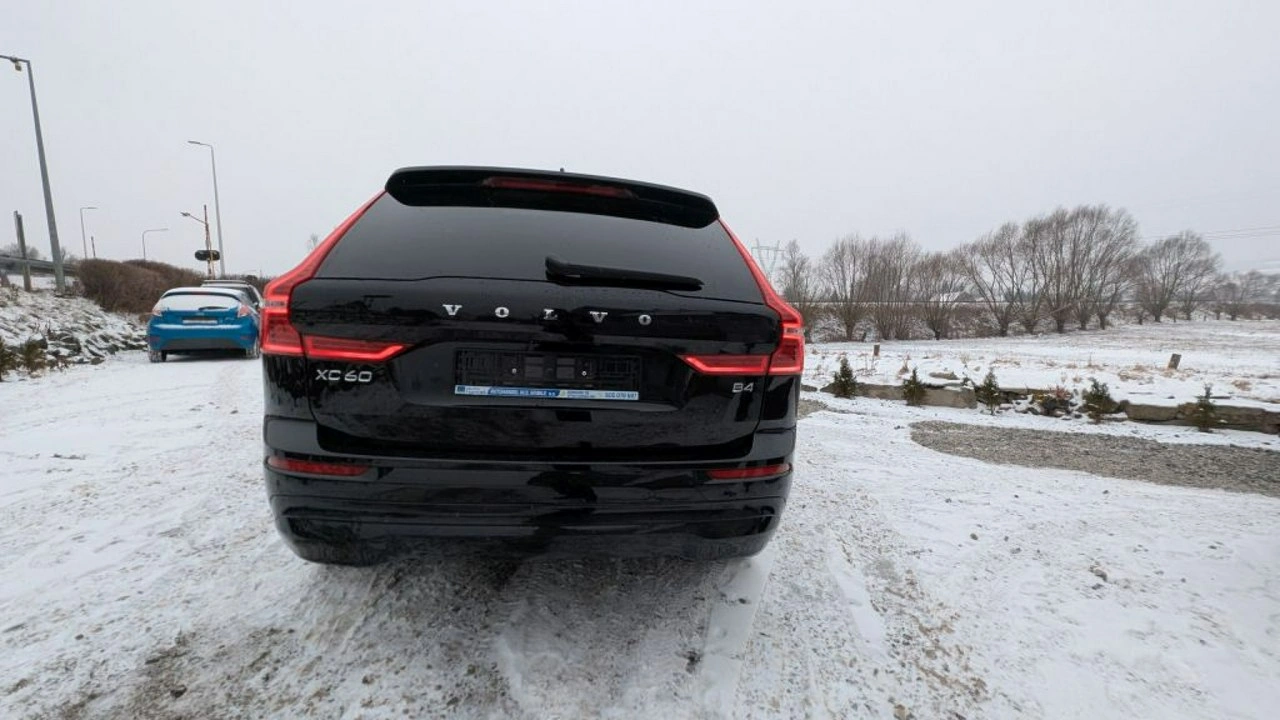 Volvo XC 60 - Zdjęcie 8