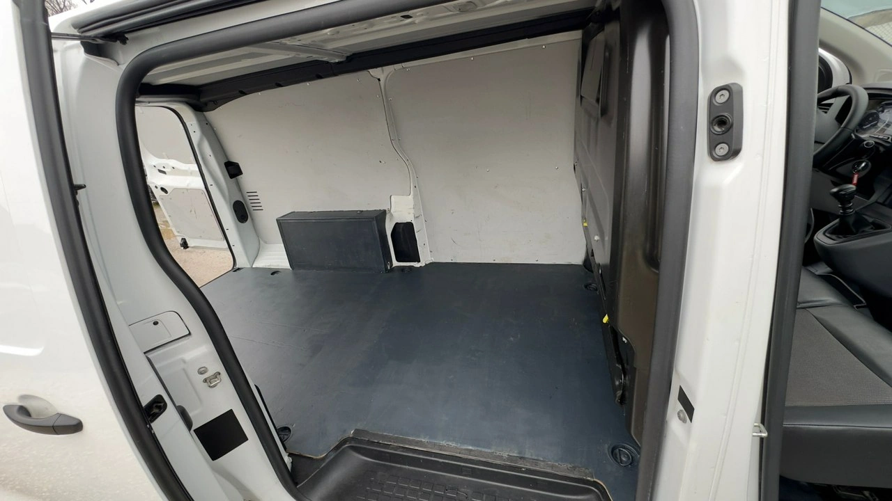 Opel Vivaro - Zdjęcie 29