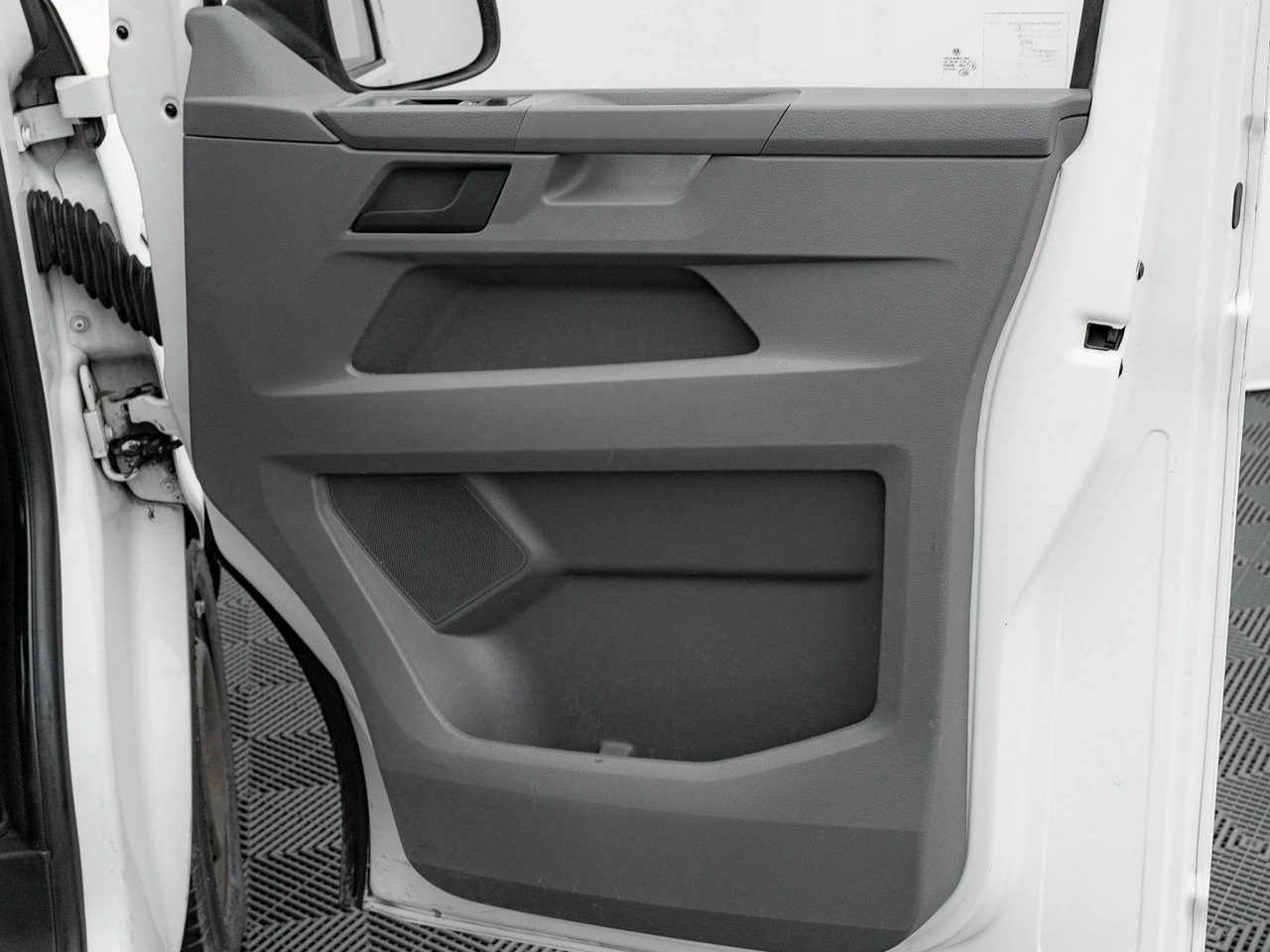 Volkswagen Transporter - Zdjęcie 18