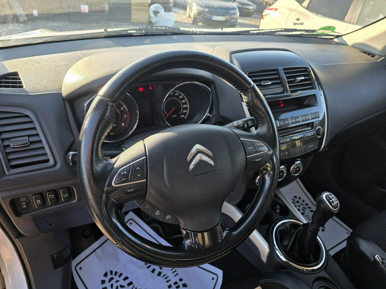 Citroën C4 Aircross - Zdjęcie 18