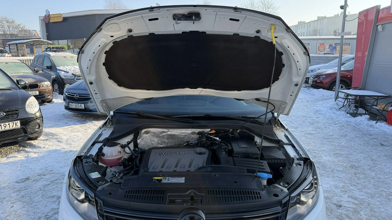 Volkswagen Tiguan - Zdjęcie 20
