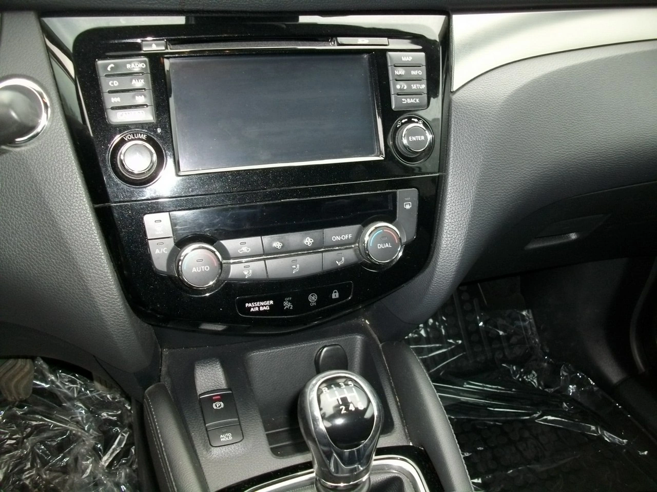 Nissan Qashqai - Zdjęcie 10