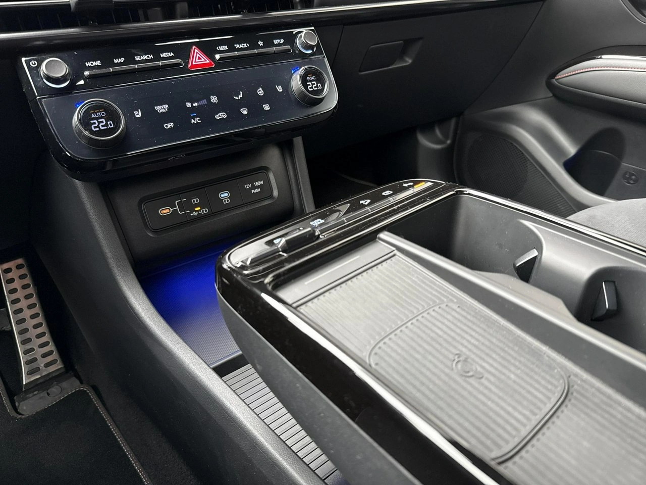 Hyundai Tucson - Zdjęcie 23