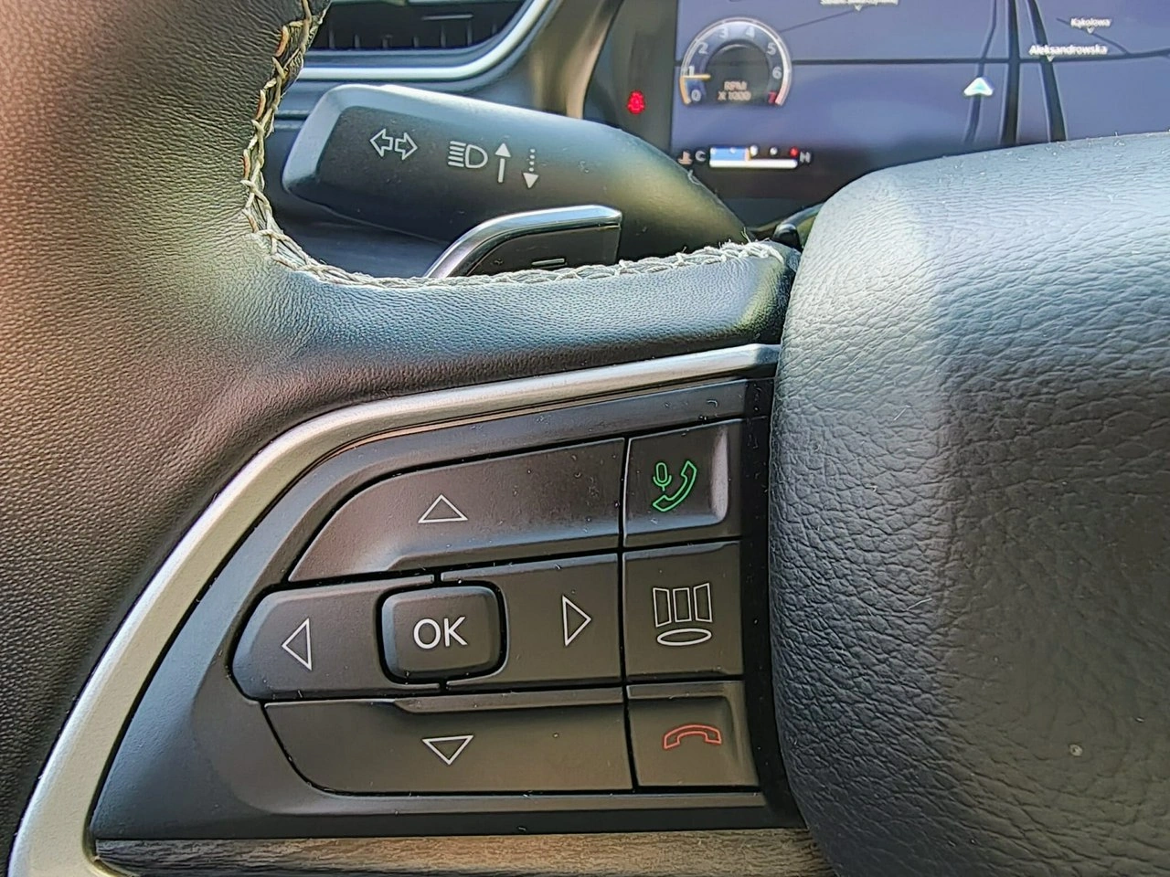 Jeep Grand Cherokee - Zdjęcie 27