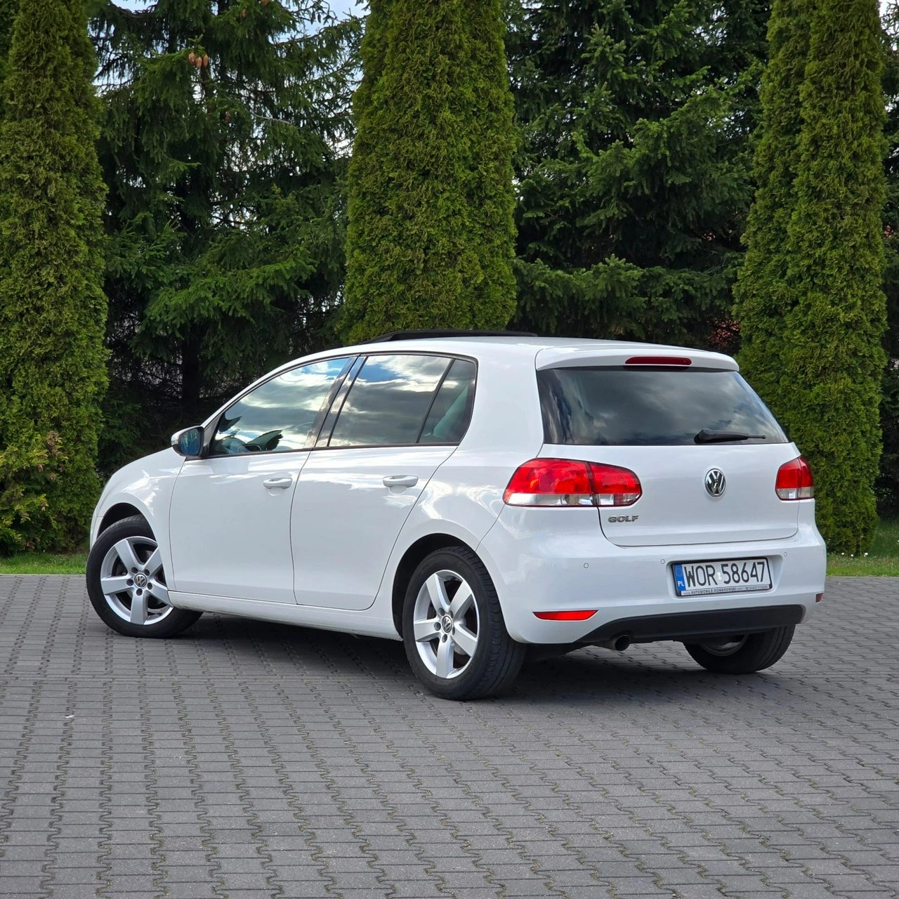 Volkswagen Golf - Zdjęcie 14