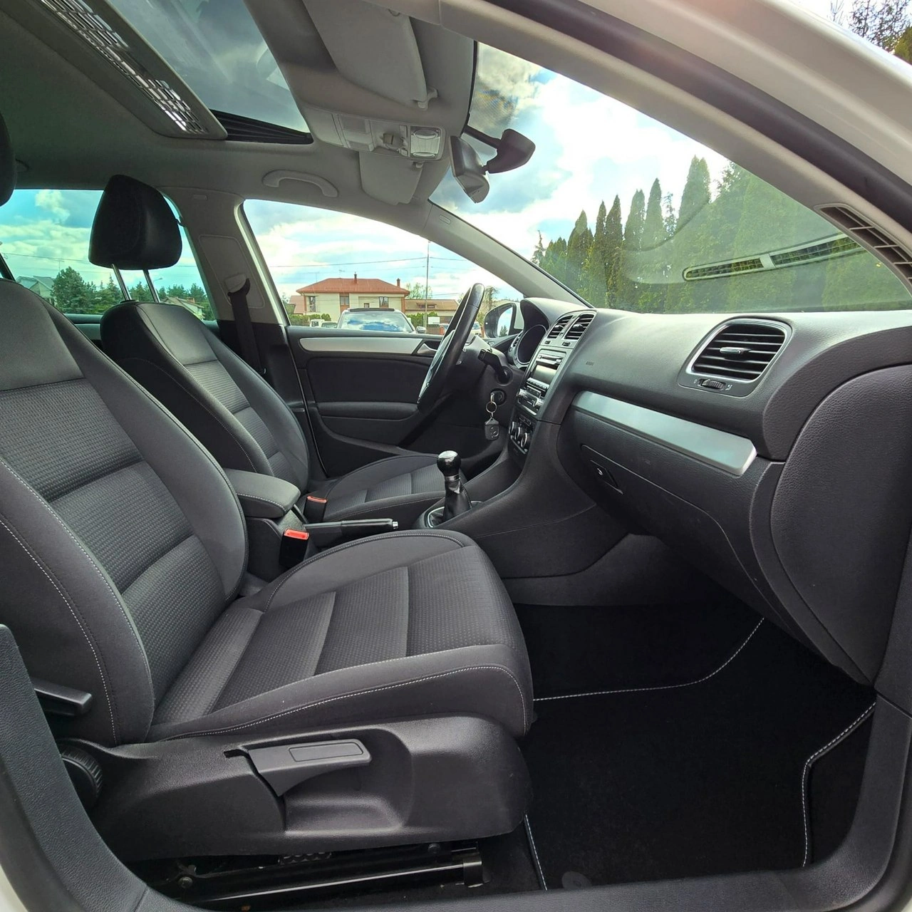 Volkswagen Golf - Zdjęcie 19