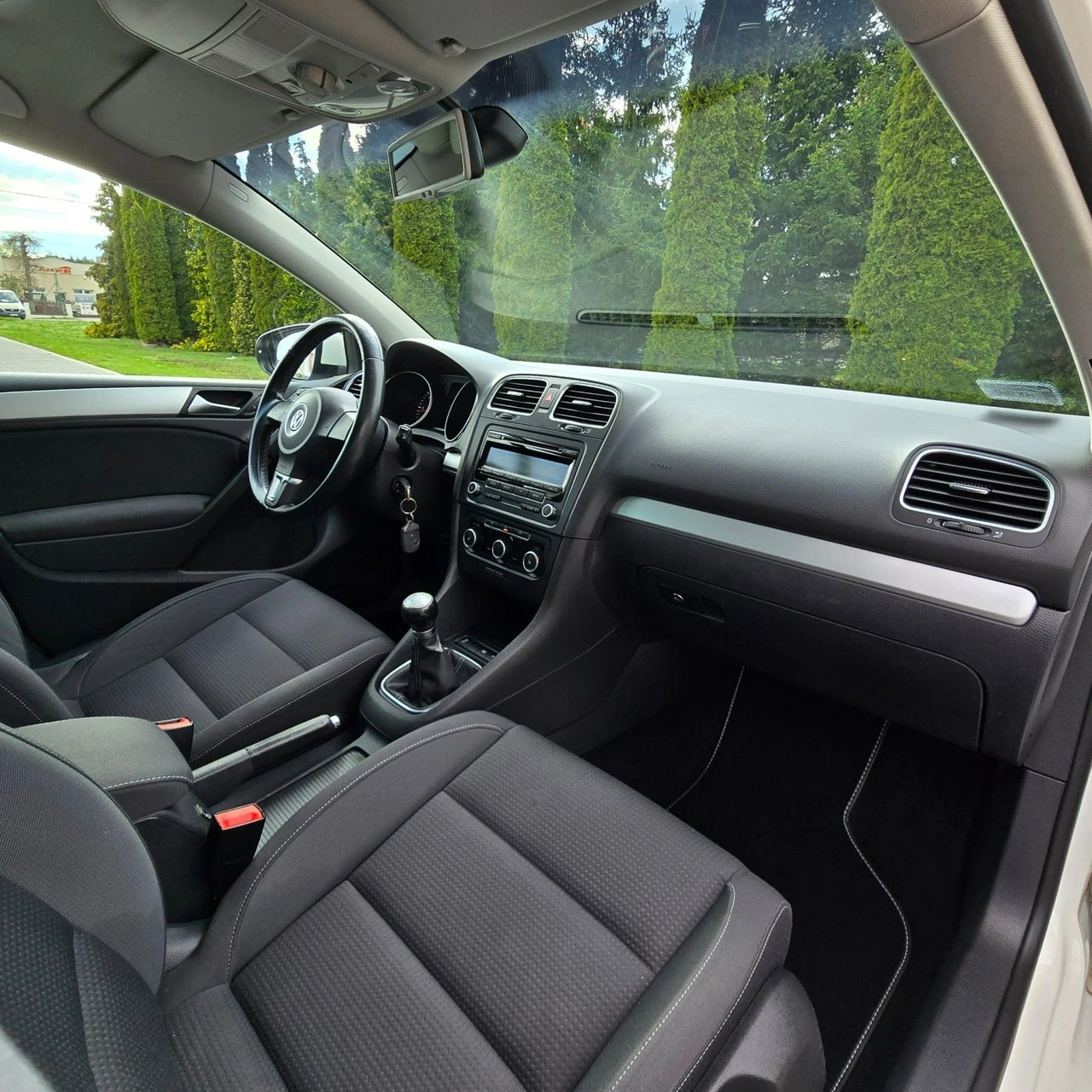 Volkswagen Golf - Zdjęcie 21