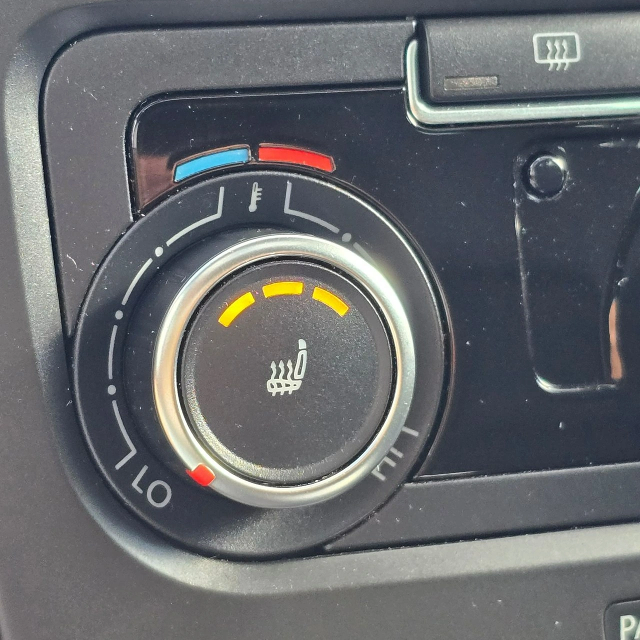 Volkswagen Golf - Zdjęcie 23