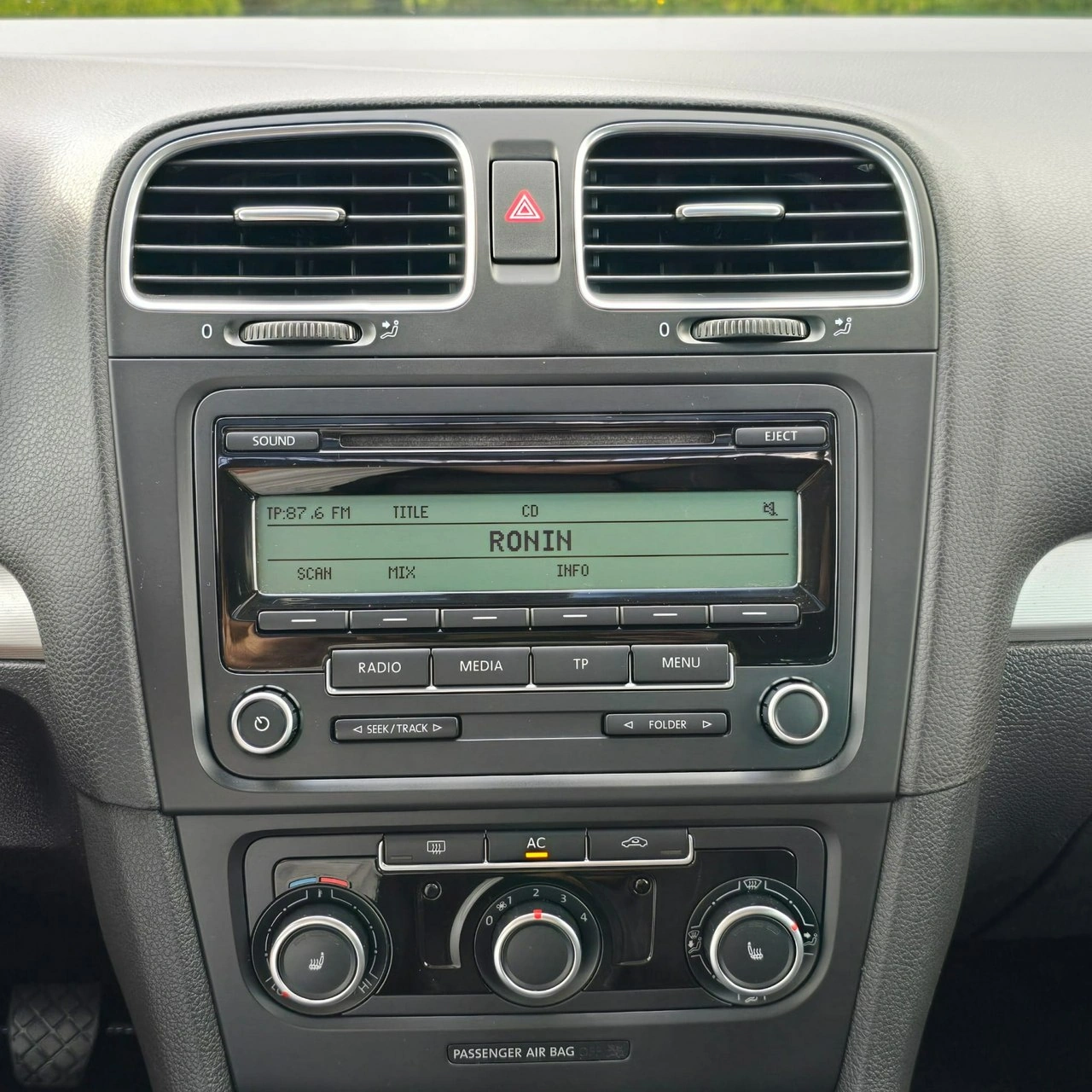 Volkswagen Golf - Zdjęcie 26