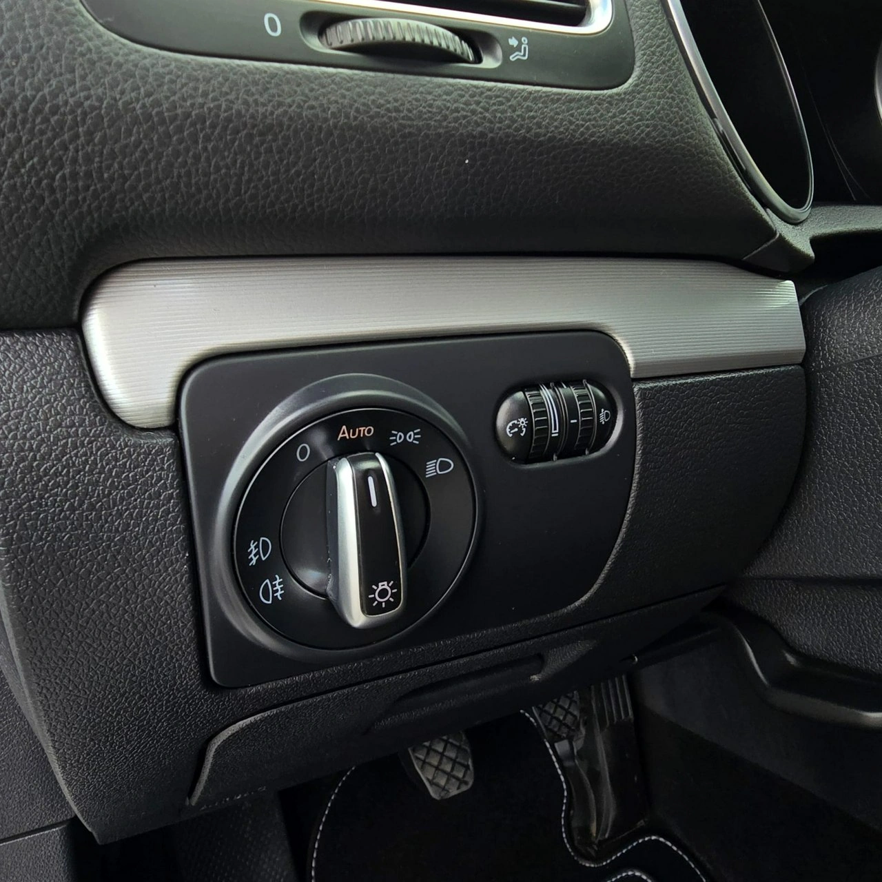 Volkswagen Golf - Zdjęcie 32