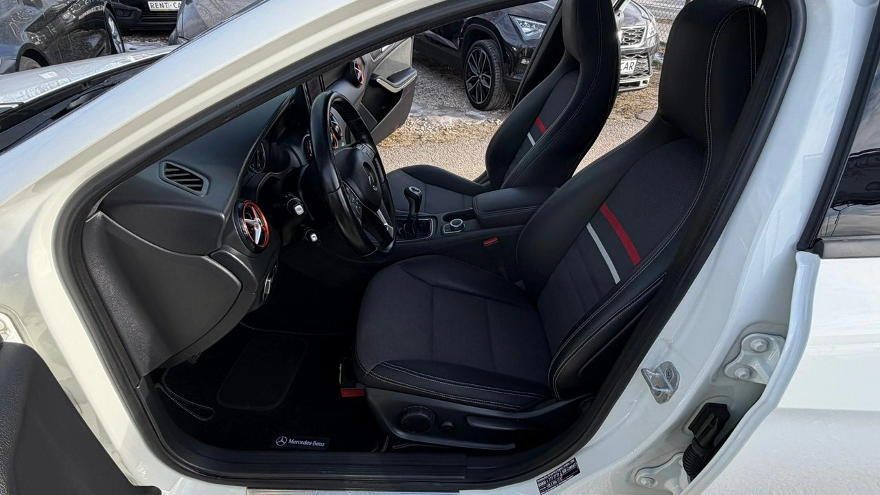 Mercedes A 180 - Zdjęcie 10