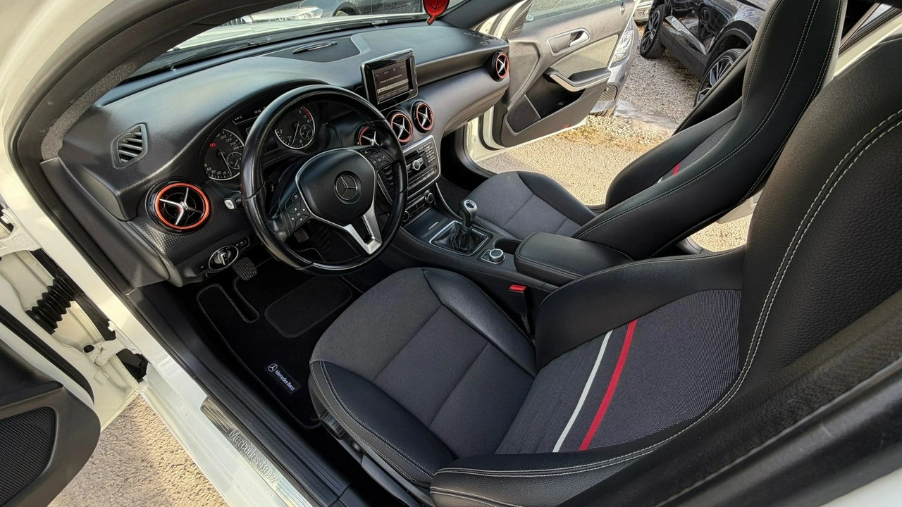 Mercedes A 180 - Zdjęcie 11