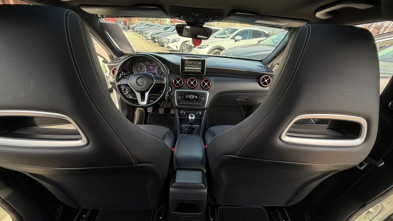 Mercedes A 180 - Zdjęcie 15