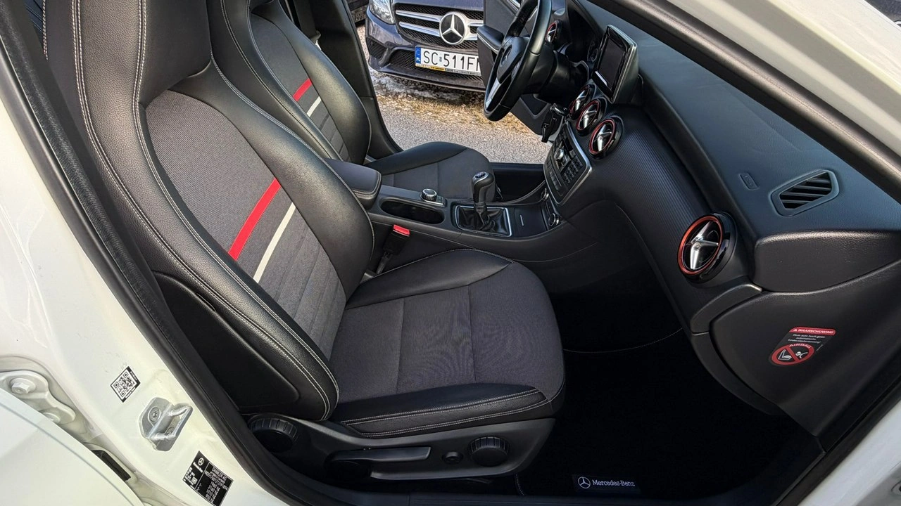 Mercedes A 180 - Zdjęcie 18