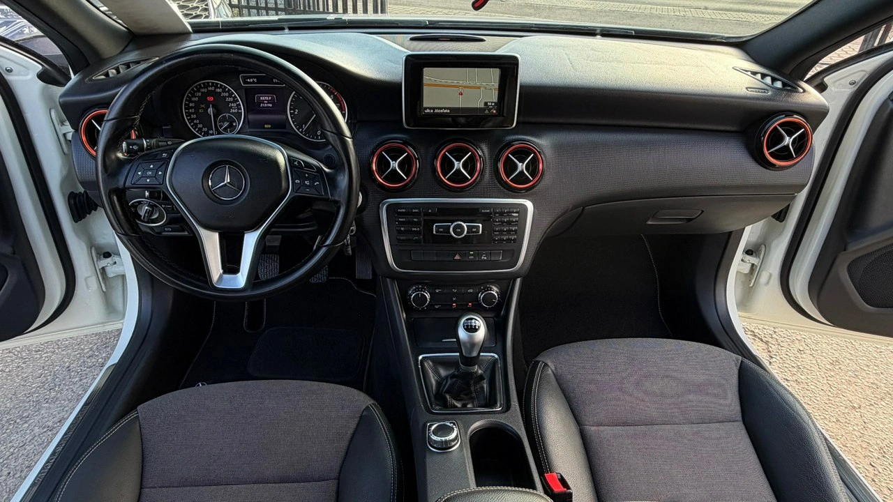 Mercedes A 180 - Zdjęcie 20