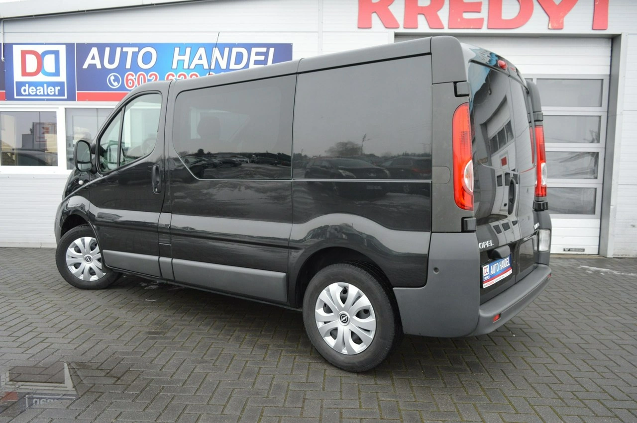 Opel Vivaro - Zdjęcie 11