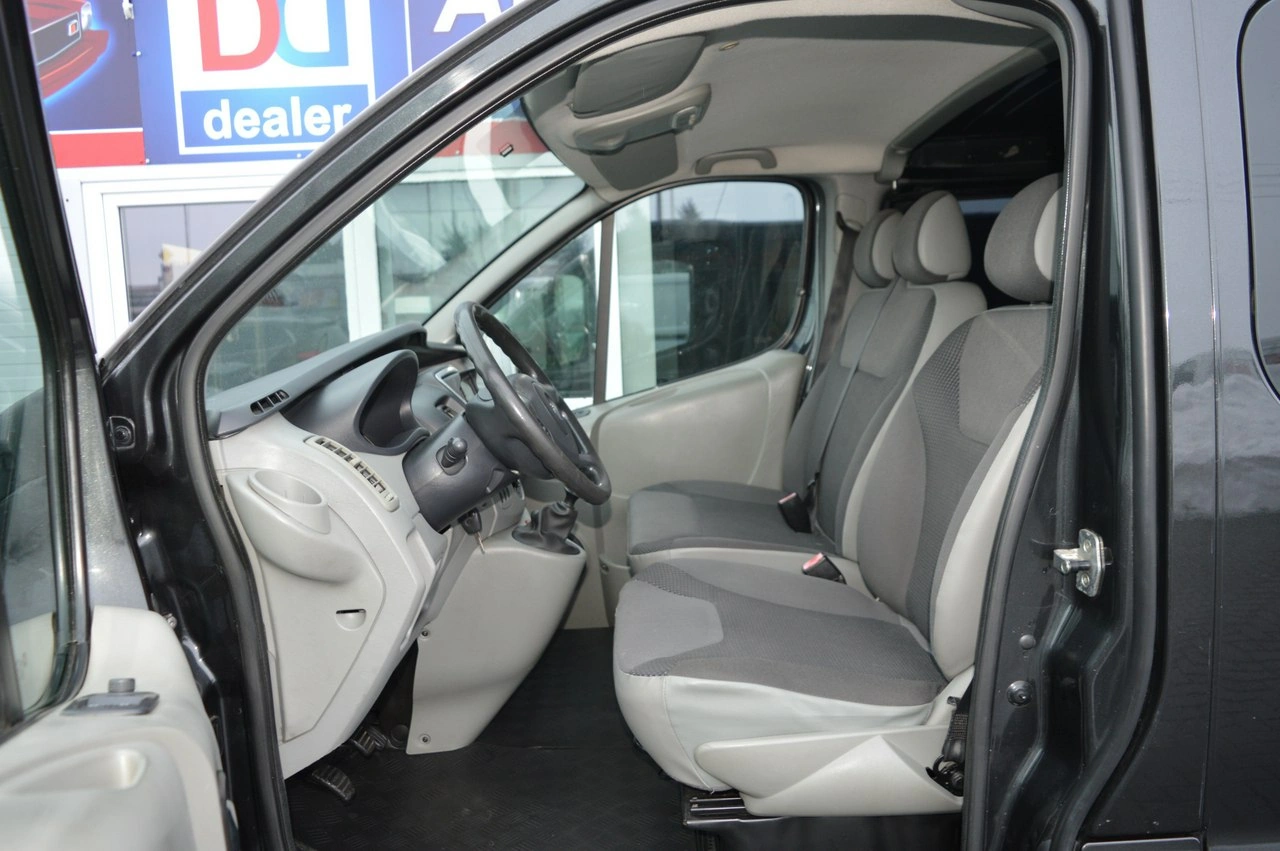 Opel Vivaro - Zdjęcie 17