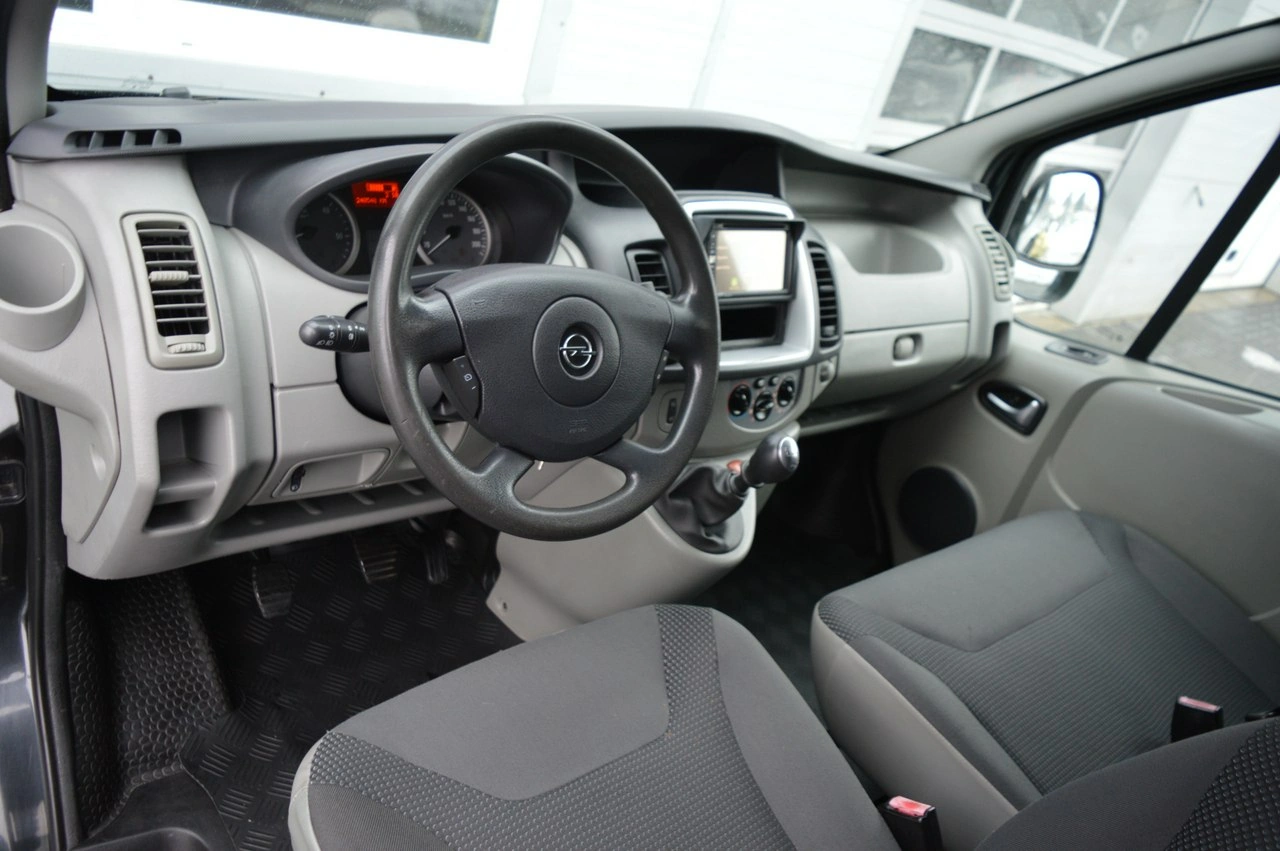 Opel Vivaro - Zdjęcie 19