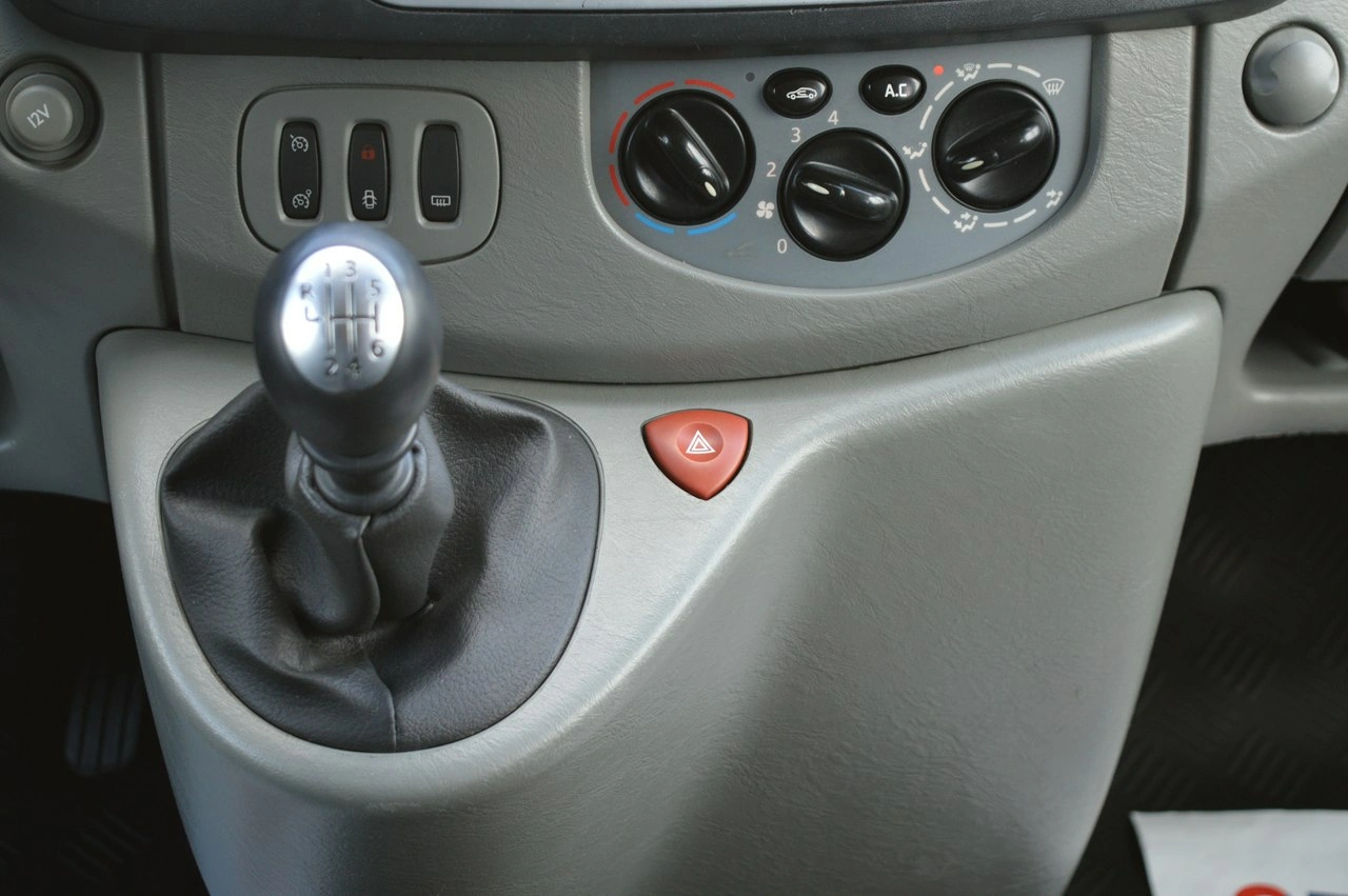 Opel Vivaro - Zdjęcie 22