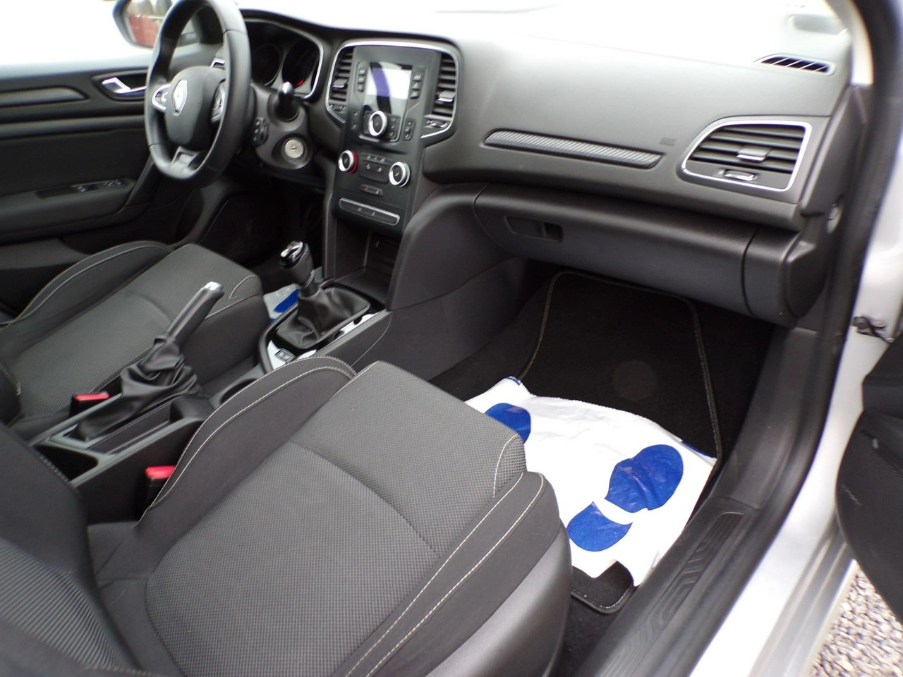 Renault Megane - Zdjęcie 17