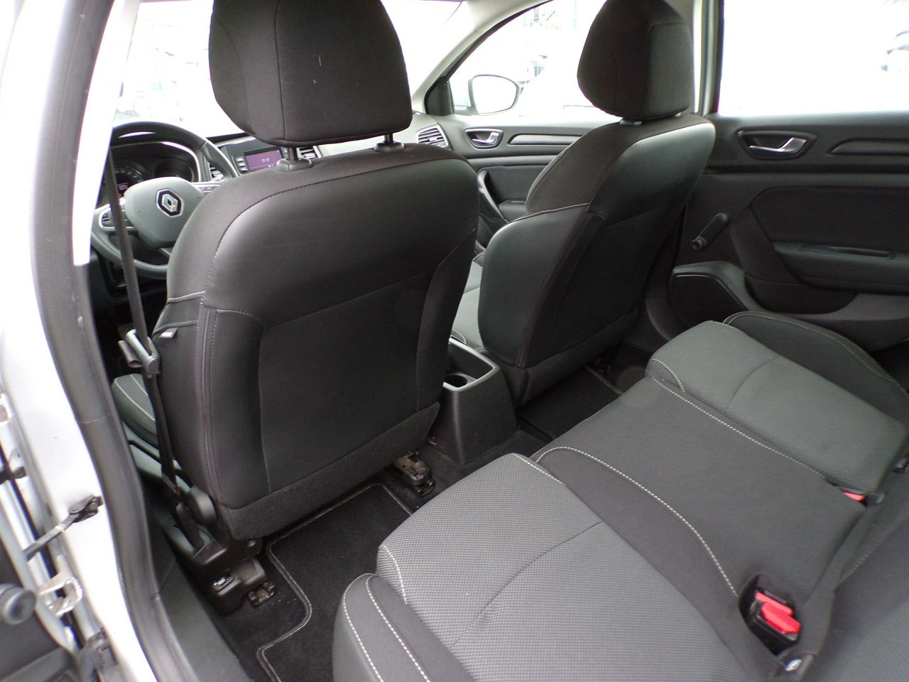 Renault Megane - Zdjęcie 27