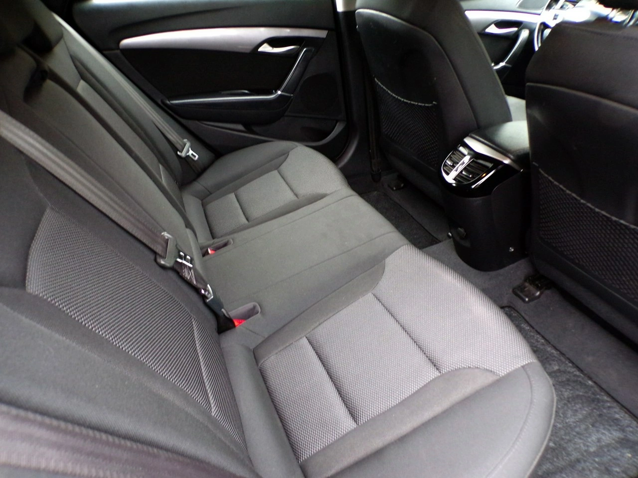 Hyundai i40 - Zdjęcie 24