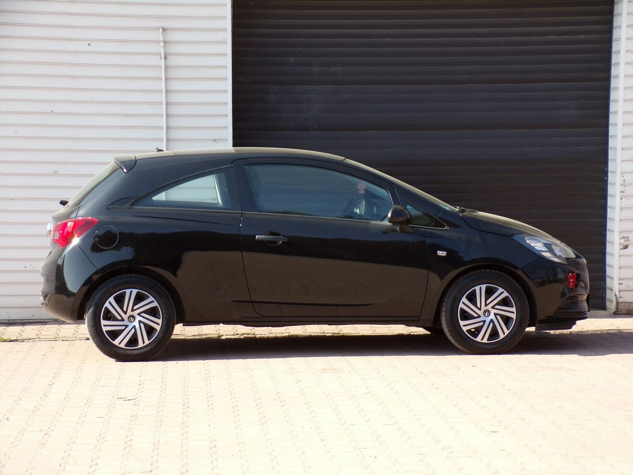 Opel Corsa - Zdjęcie 11