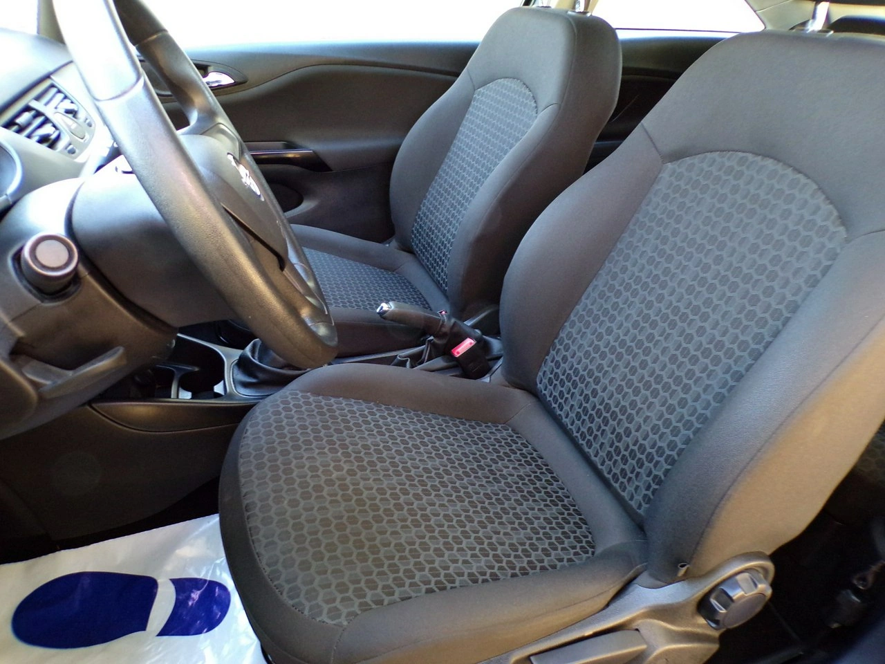 Opel Corsa - Zdjęcie 18