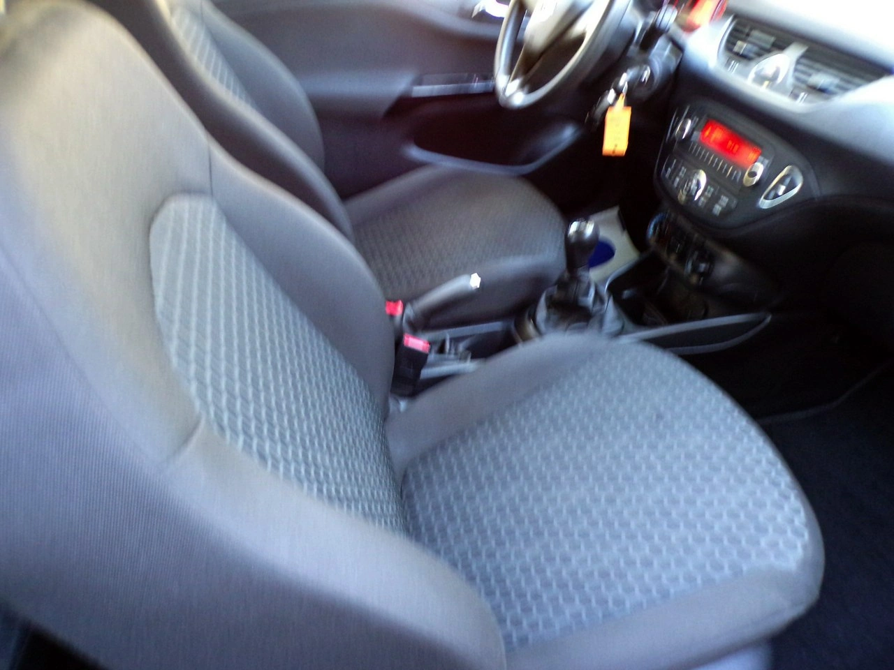 Opel Corsa - Zdjęcie 21