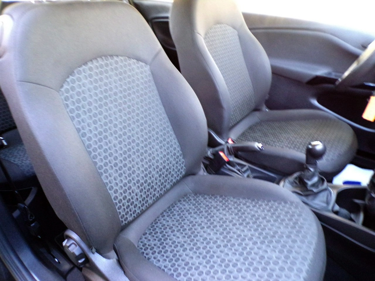 Opel Corsa - Zdjęcie 22