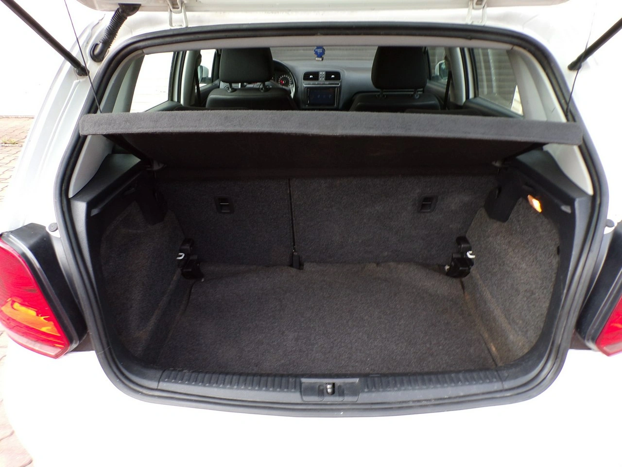 Volkswagen Polo - Zdjęcie 30