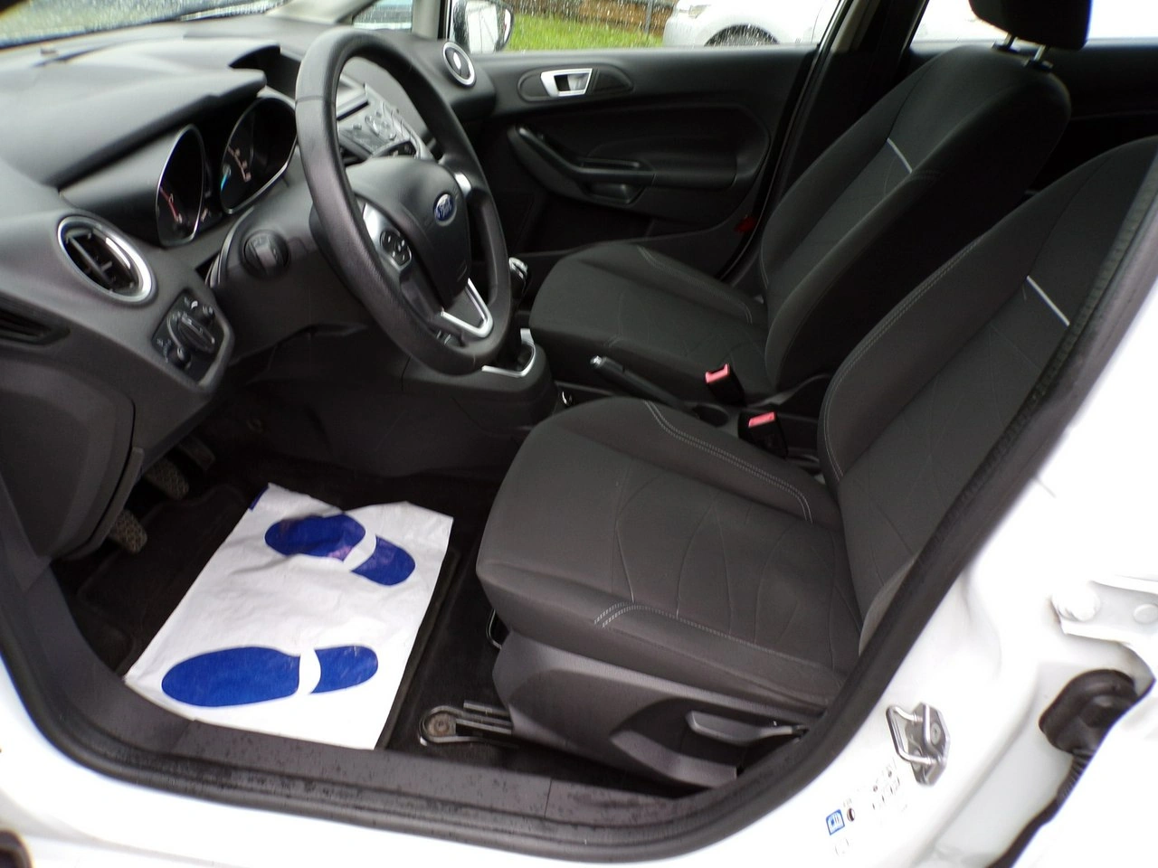 Ford Fiesta - Zdjęcie 15