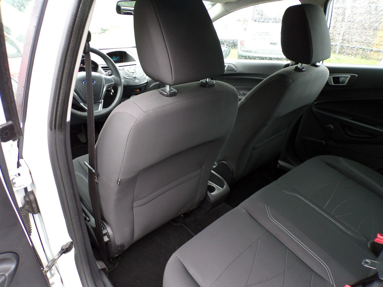 Ford Fiesta - Zdjęcie 25