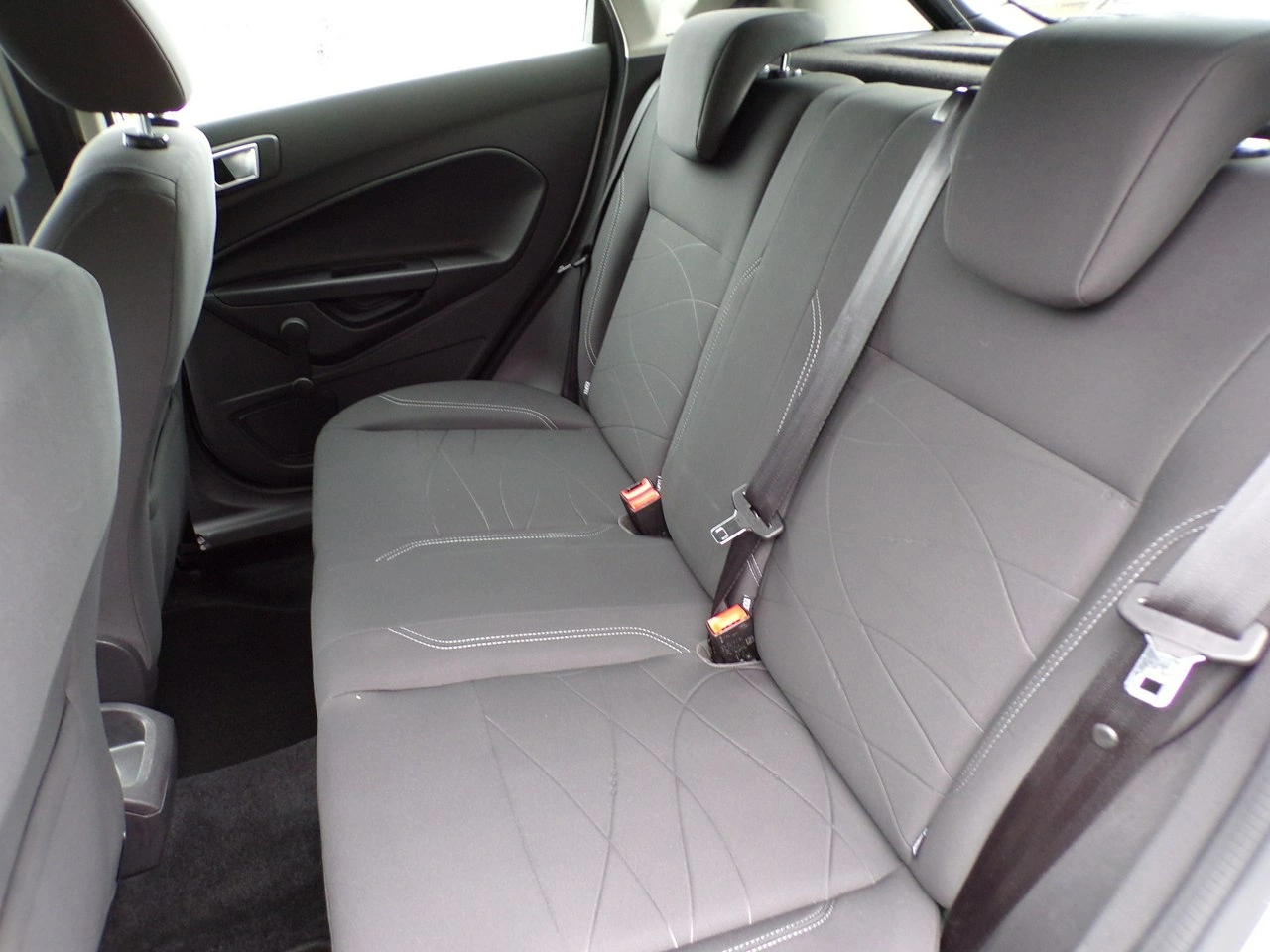 Ford Fiesta - Zdjęcie 27