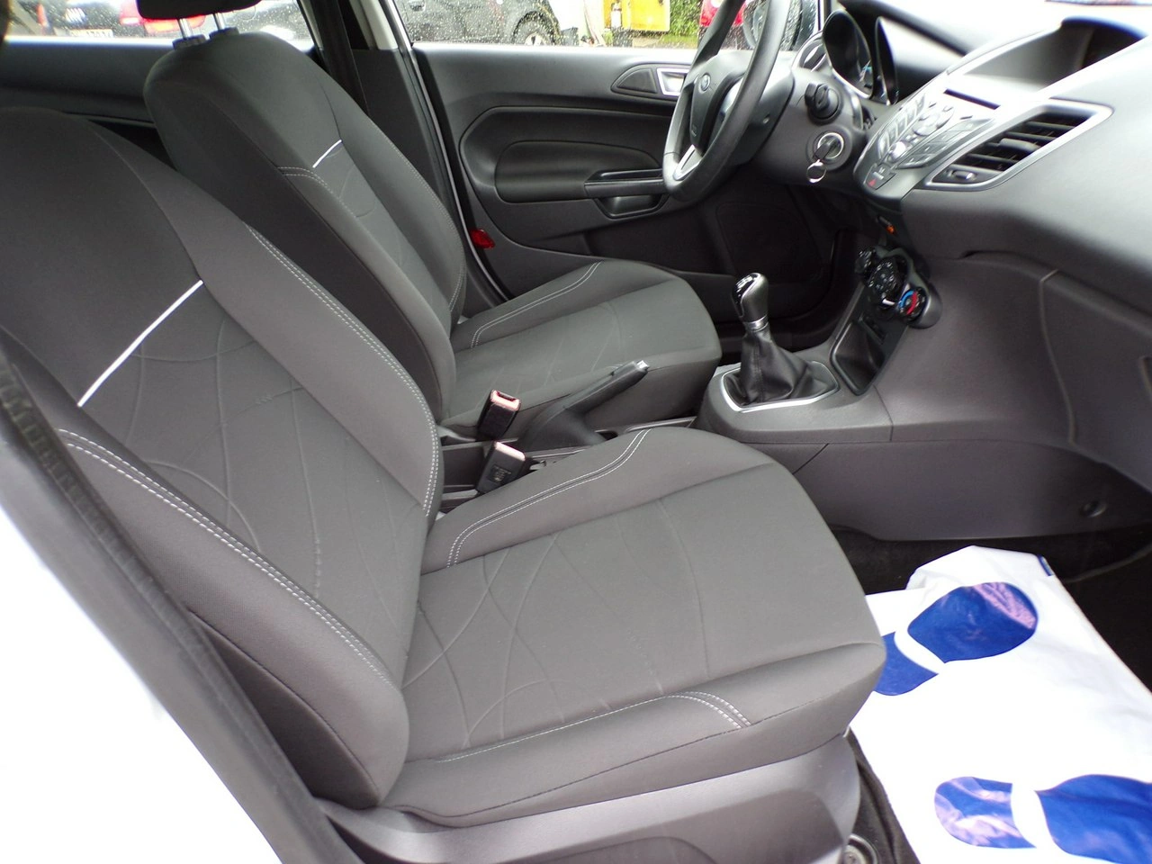 Ford Fiesta - Zdjęcie 20