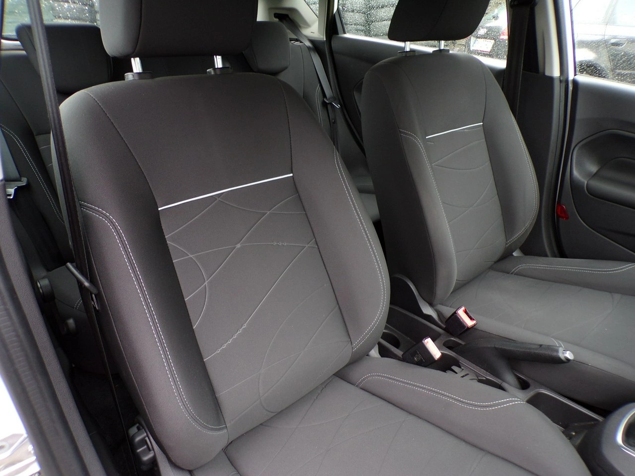 Ford Fiesta - Zdjęcie 21