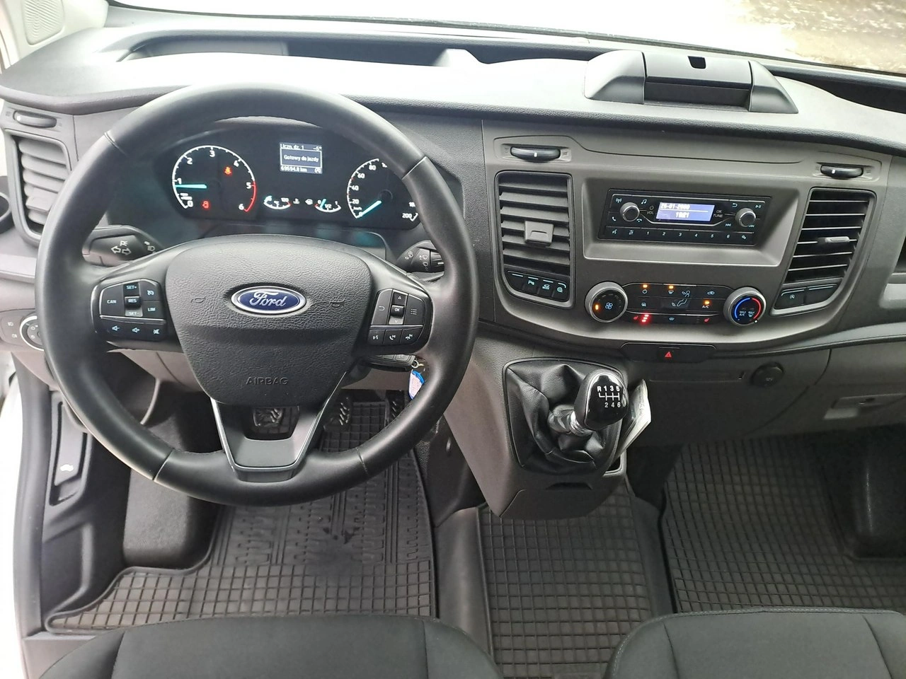 Ford Transit Custom - Zdjęcie 9