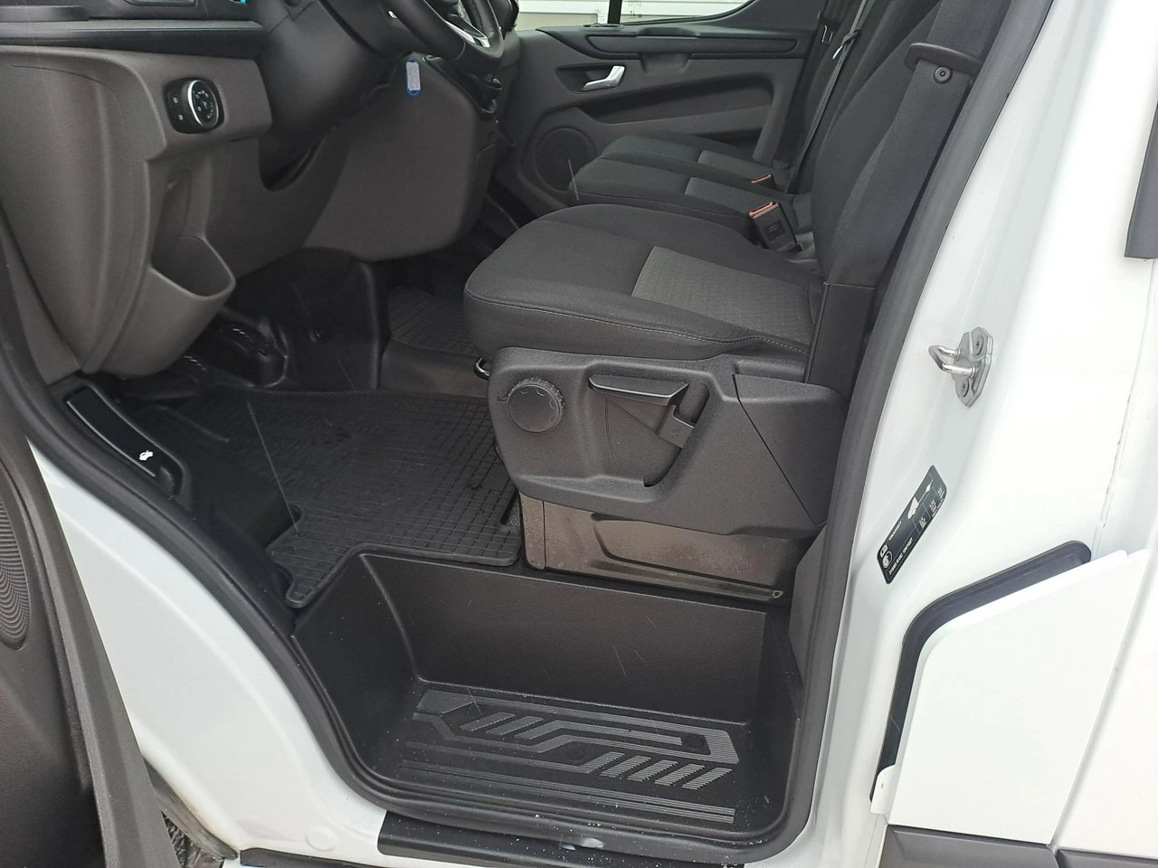 Ford Transit Custom - Zdjęcie 8