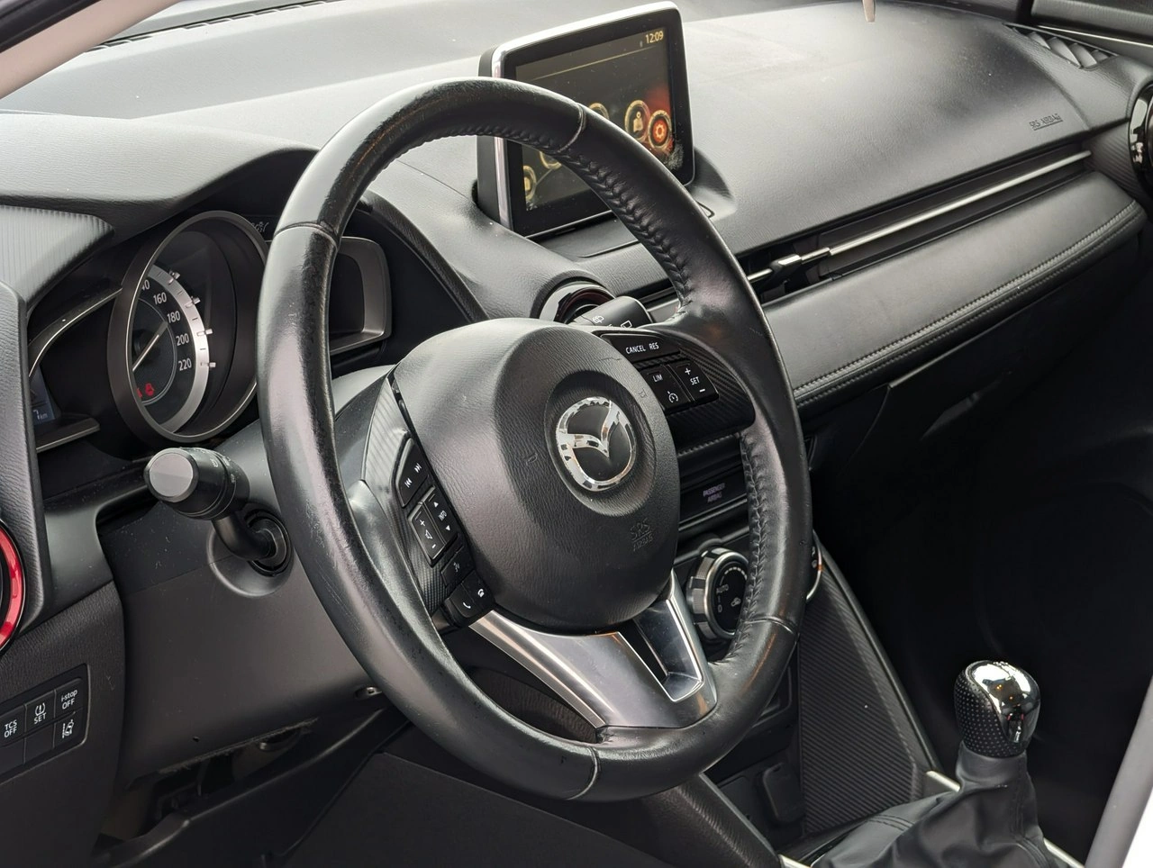 Mazda CX-3 - Zdjęcie 10