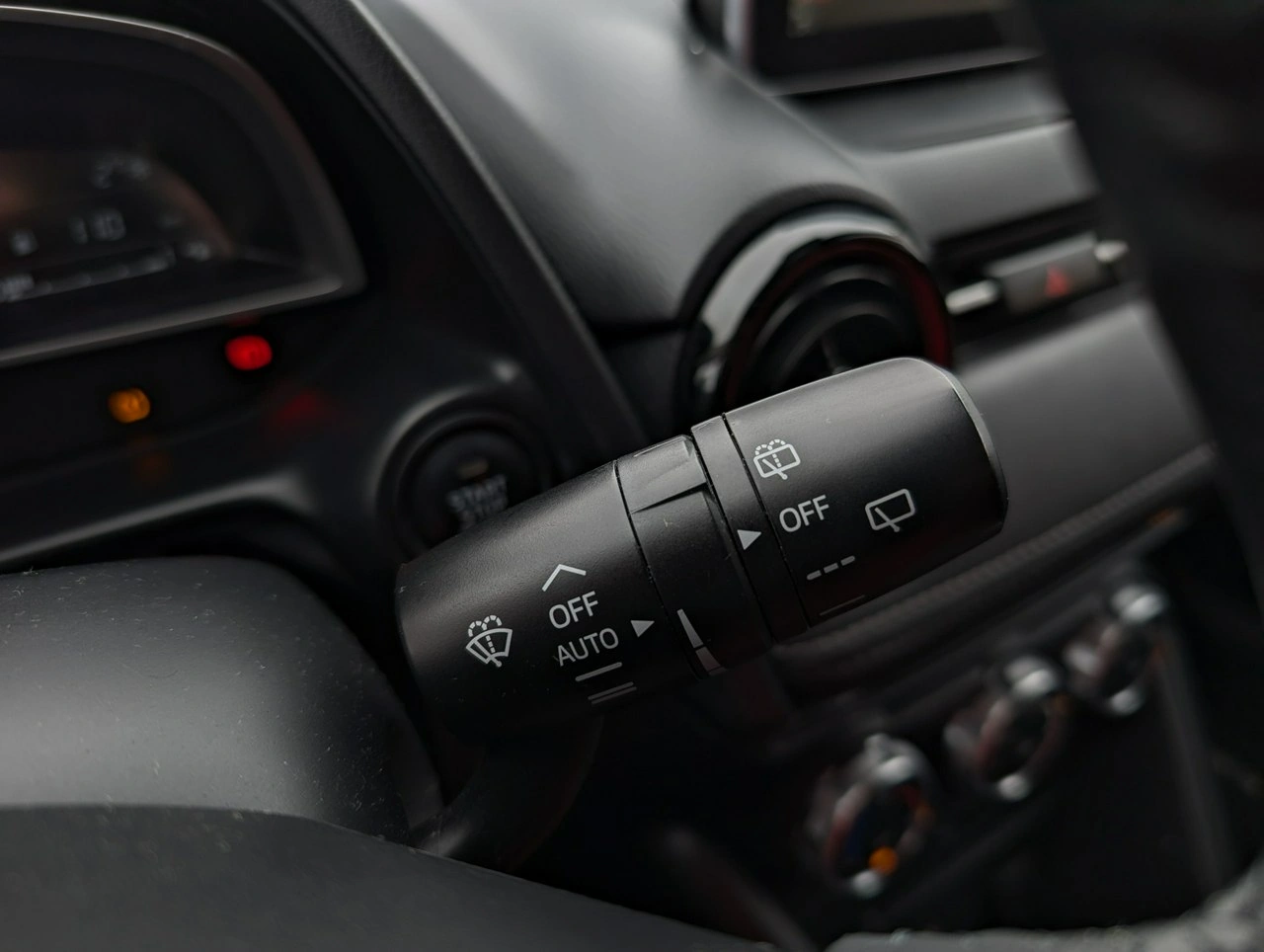 Mazda CX-3 - Zdjęcie 26