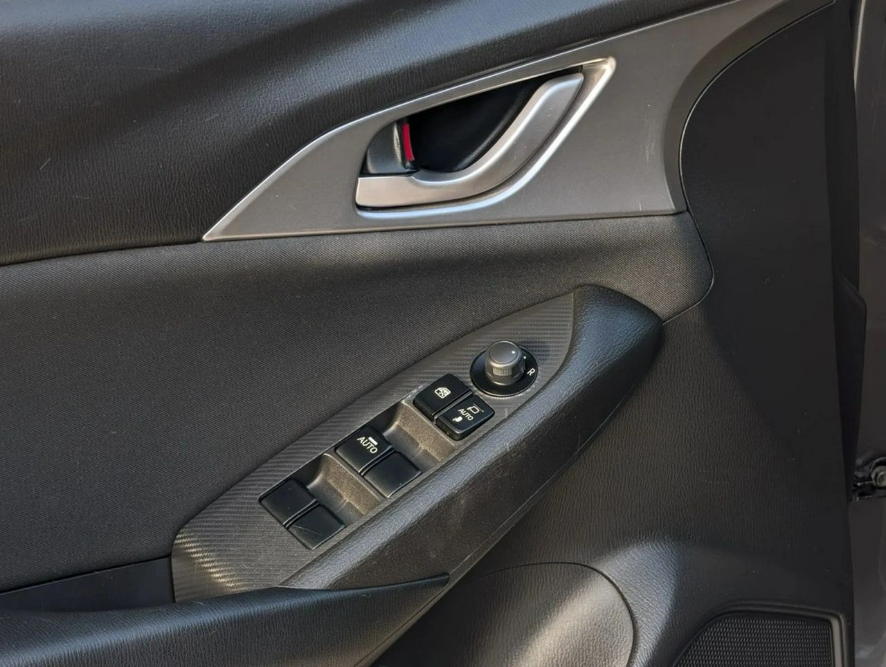 Mazda CX-3 - Zdjęcie 28