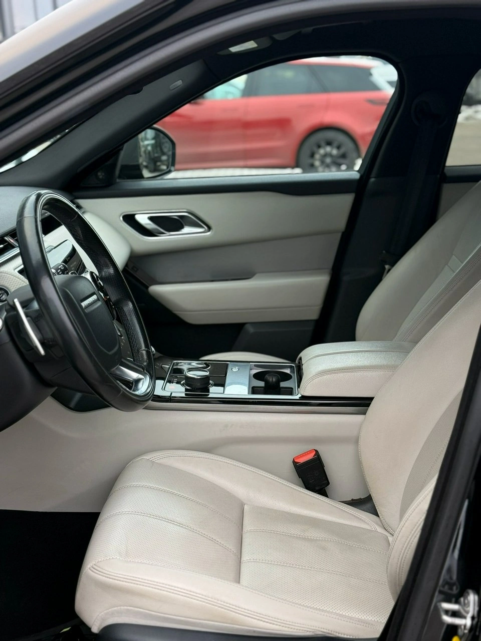 Land Rover Range Rover Velar - Zdjęcie 13