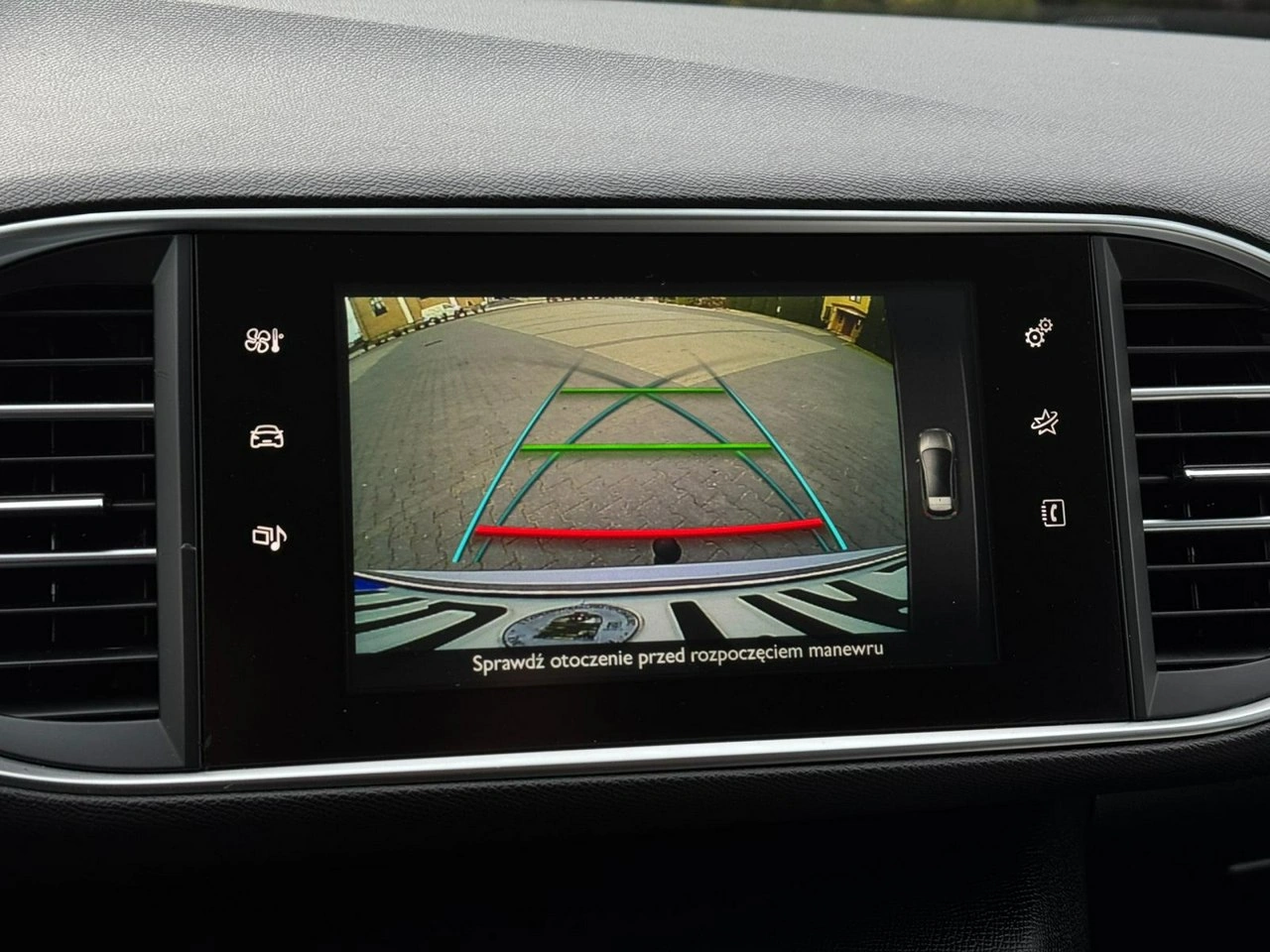 Peugeot 308 - Zdjęcie 28