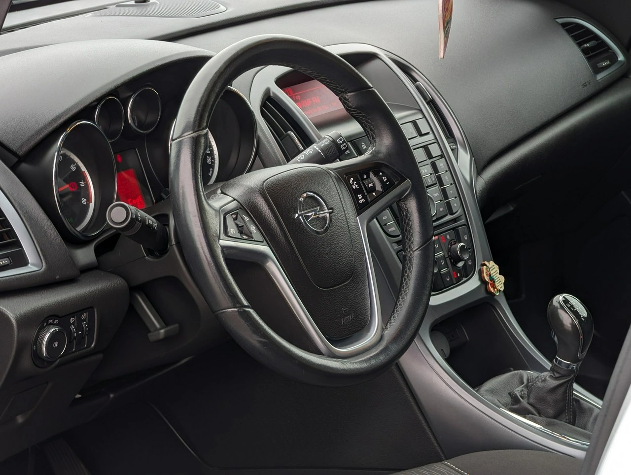 Opel Astra - Zdjęcie 15